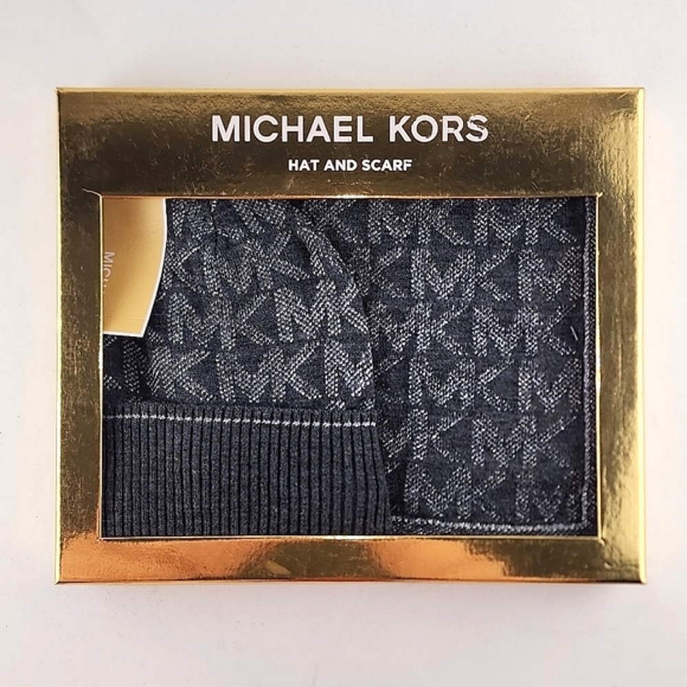 MICHAEL Michael Kors Women's Hat & Scarf Gift Box Set MK Monogram Silver OS - Picture 1 of 11